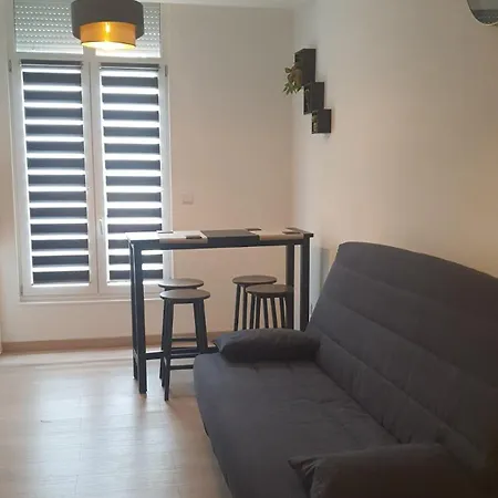 Hamdan Suite Reims Exterior photo