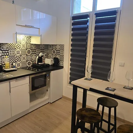 Hamdan Suite Reims Exterior photo